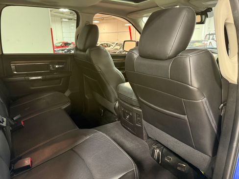 Used 2015 RAM 1500 4x4 Crew Cab Laramie image 29