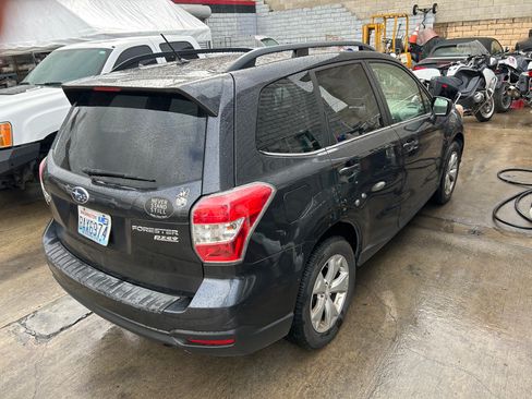 Used 2014 Subaru Forester 2.5i Limited image 3