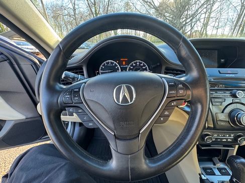 Used 2013 Acura ILX image 19