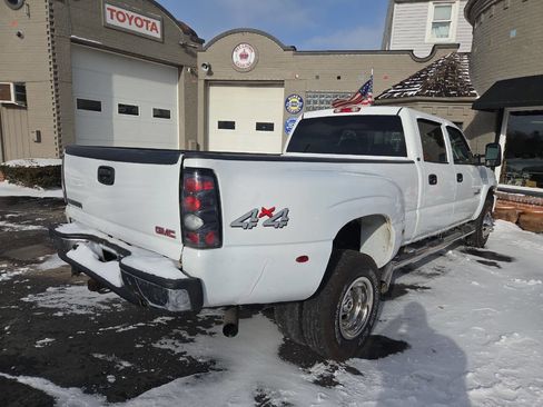 Used 2006 GMC Sierra 3500 SLE image 8