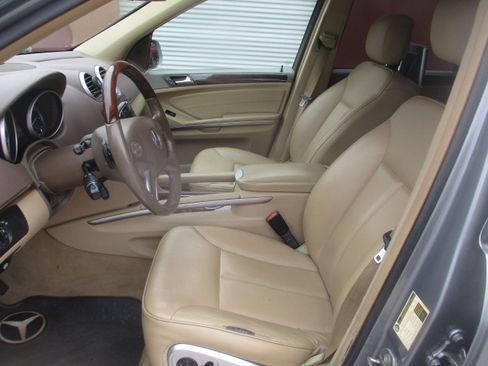 Used 2010 Mercedes-Benz GL 450 image 10