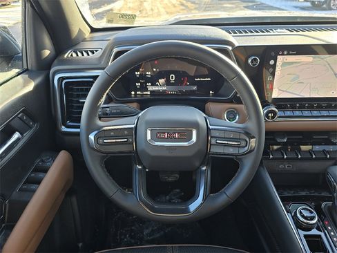 New 2026 GMC Canyon AT4 image 24