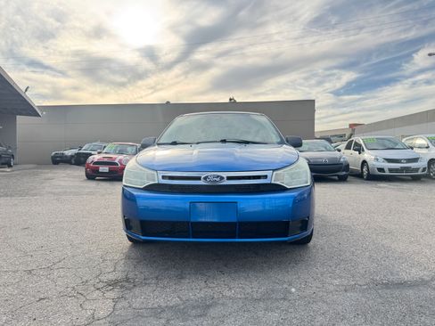 Used 2010 Ford Focus SE image 12