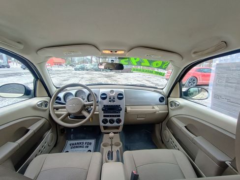 Used 2008 Chrysler PT Cruiser Touring Edition image 17