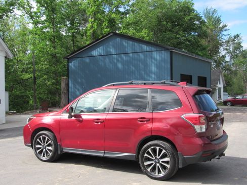 Used 2017 Subaru Forester 2.0XT Premium AWD/4WD image 4