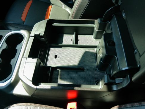 Used 2022 GMC Sierra 2500 AT4 image 90