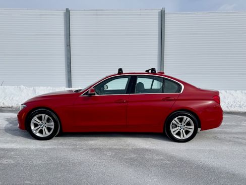 Used 2018 BMW 330i xDrive image 7