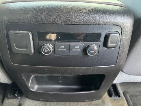 Used 2015 Chevrolet Tahoe LT image 20