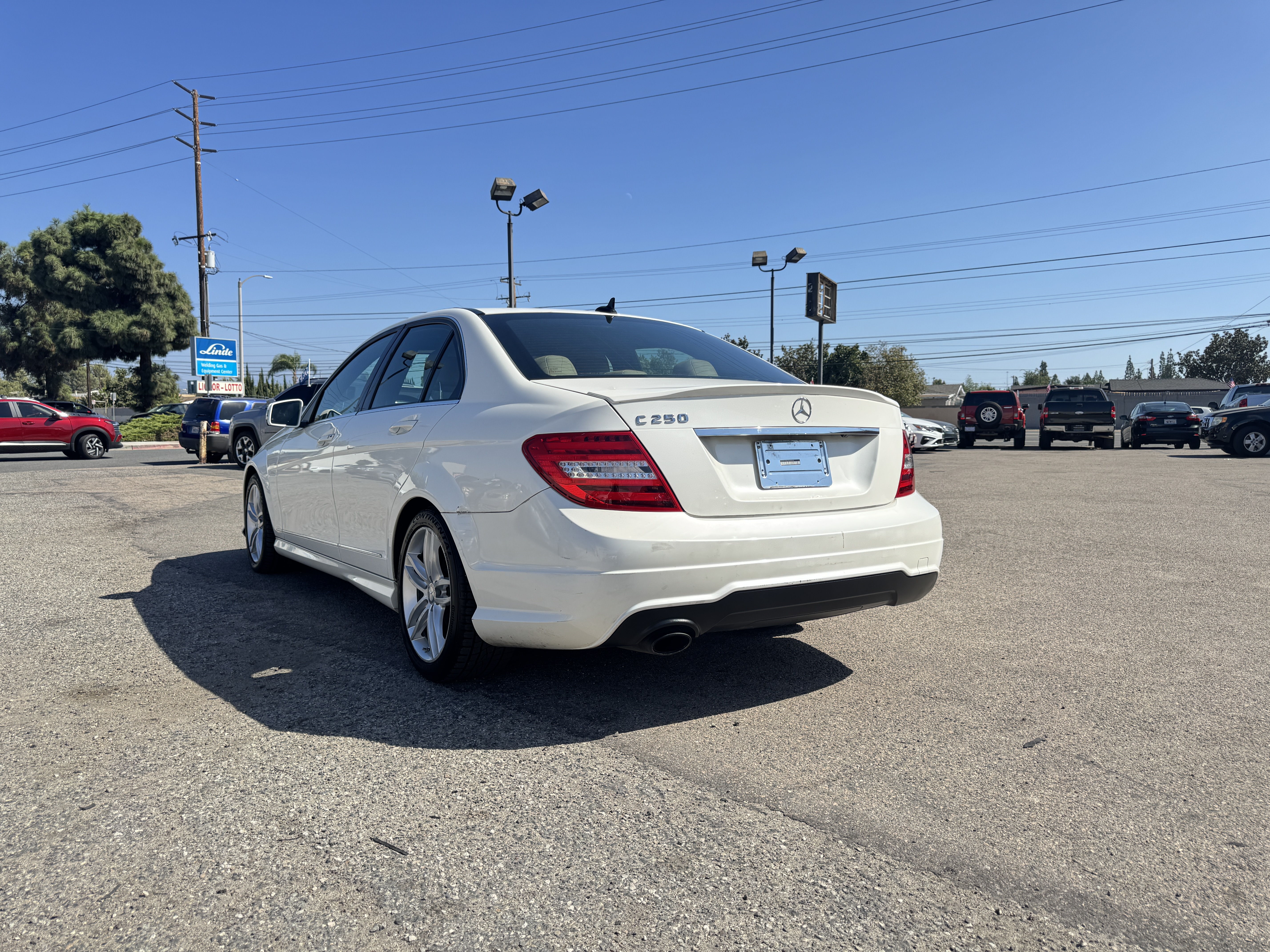 Used 2013 Mercedes-Benz C 250 Sedan image 7