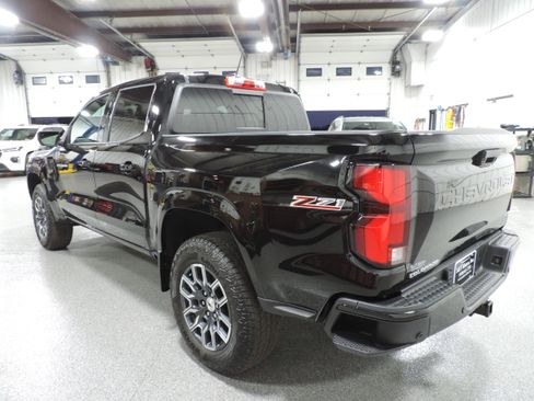 Used 2023 Chevrolet Colorado Z71 image 15