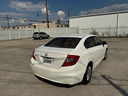 Used 2012 Honda Civic LX image 10