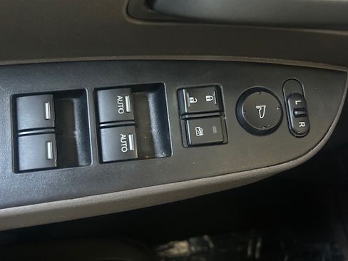 Used 2013 Honda Odyssey Touring Elite image 21