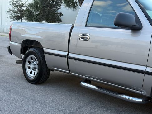 Used 2007 Chevrolet Silverado 1500 Classic W/T image 67