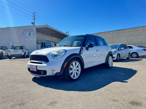 Used 2014 MINI Cooper Countryman S image 2