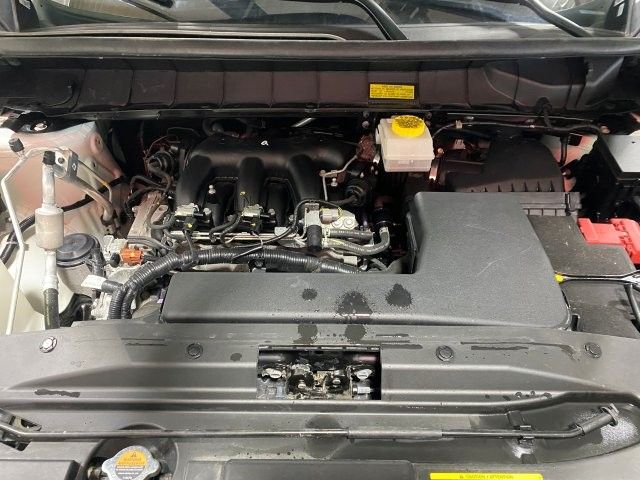 Used 2024 Nissan Pathfinder SV AWD/4WD image 31