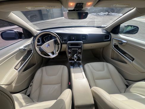 Used 2015 Volvo S60 T5 Premier image 12