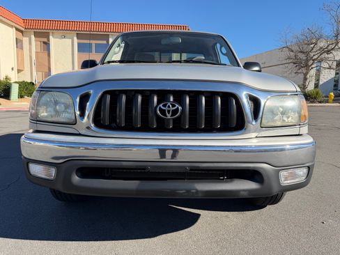 Used 2003 Toyota Tacoma image 12