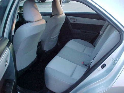 Used 2014 Toyota Corolla LE image 12