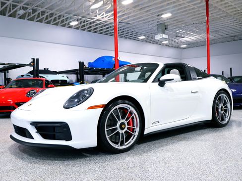 Used 2024 Porsche 911 Targa 4 GTS image 1