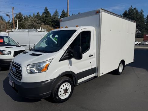 Used 2017 Ford Transit 350 image 5