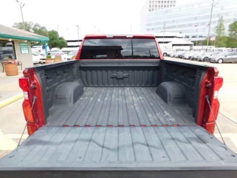 Used 2021 Chevrolet Silverado 1500 RST image 7