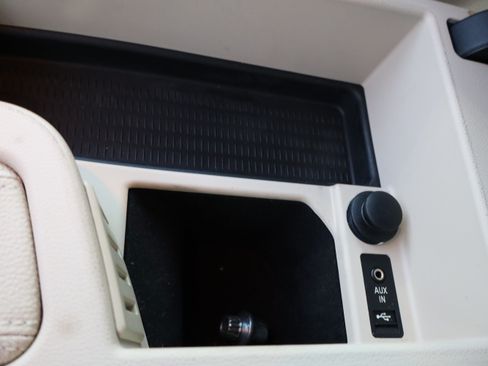 Used 2010 BMW 328i image 26