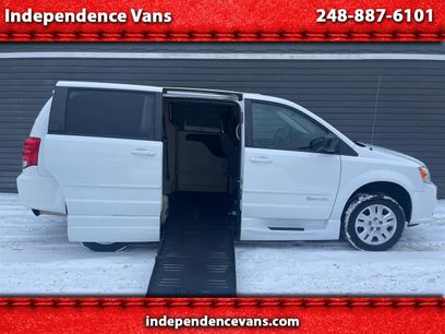 Used 2016 Dodge Grand Caravan SE
