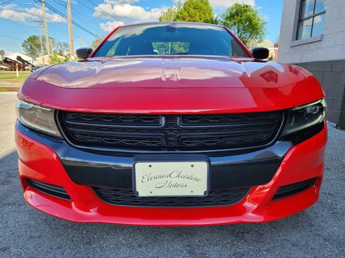 Used 2023 Dodge Charger SXT RWD image 2