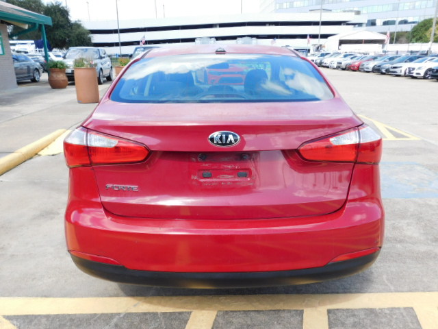 Used 2016 Kia Forte LX Sedan FWD image 7