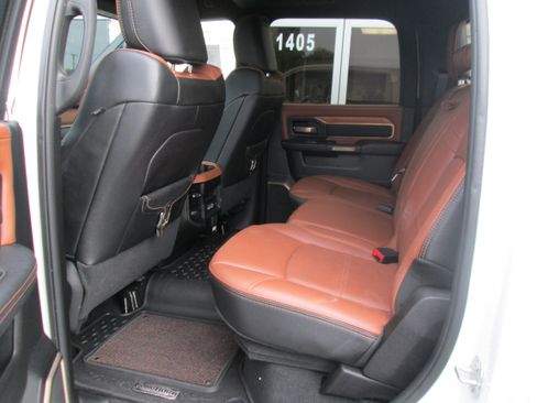 Used 2024 RAM 2500 Laramie Longhorn image 7