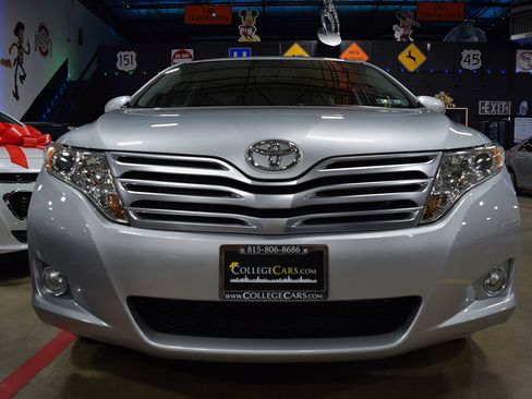 Used 2012 Toyota Venza LE AWD image 10