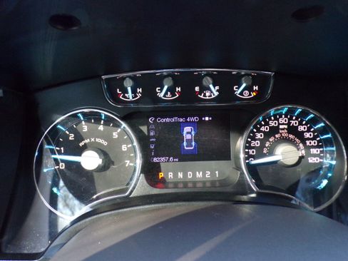 Used 2012 Ford F150 Lariat image 13