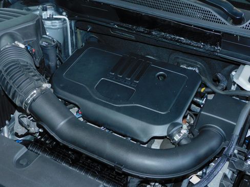 Used 2024 Chevrolet Blazer LT image 11