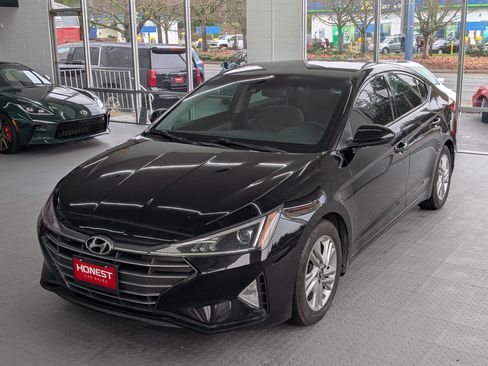 Used 2020 Hyundai Elantra SEL image 3