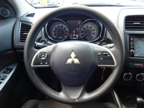 Used 2018 Mitsubishi Outlander Sport FWD image 12