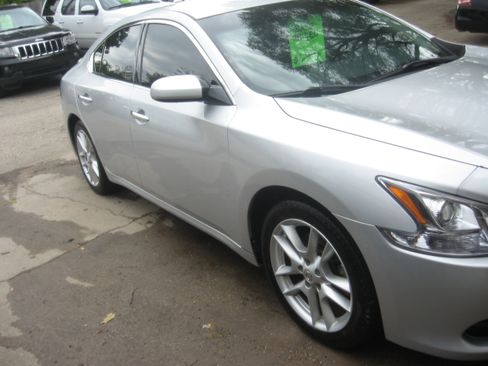 Used 2014 Nissan Maxima 3.5 SV image 3
