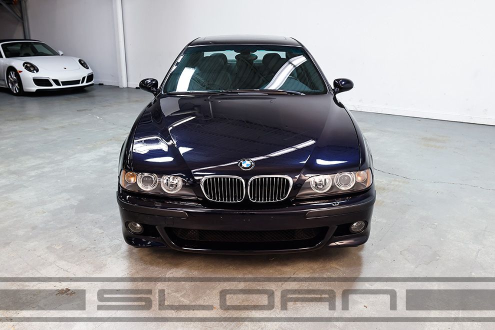 Used 2003 BMW M5 RWD image 3