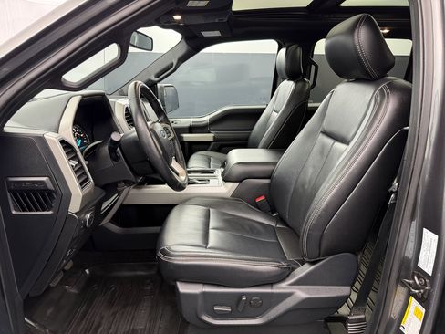 Used 2020 Ford F150 Lariat image 30