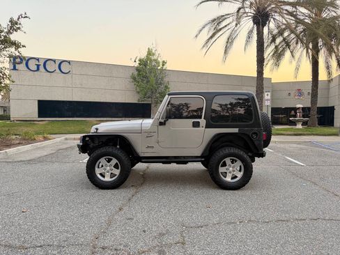Used 2001 Jeep Wrangler 4WD Sport image 25