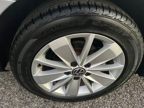 Used 2015 Volkswagen Jetta image 19