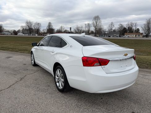 Used 2018 Chevrolet Impala LT image 3