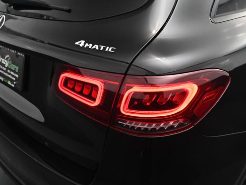 Used 2020 Mercedes-Benz GLC 300 image 14