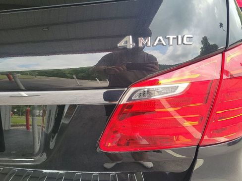 Used 2014 Mercedes-Benz GL 450 4MATIC image 15