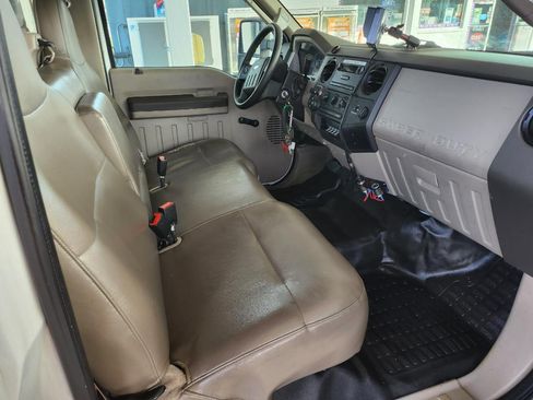 Used 2008 Ford F350 XL image 7