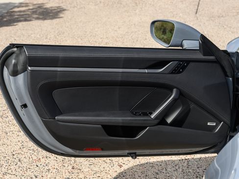 Used 2024 Porsche 911 Targa 4S image 23