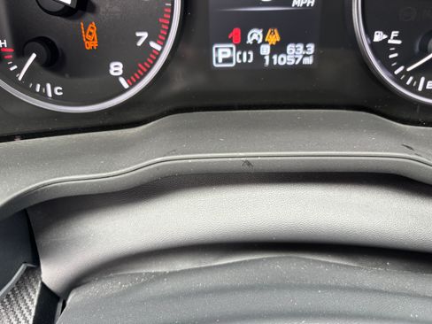 Used 2024 Subaru Crosstrek 2.0i Premium image 5