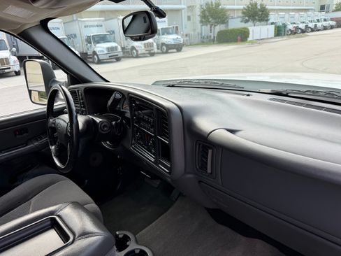 Used 2007 Chevrolet Silverado 3500 4x4 Crew Cab image 77