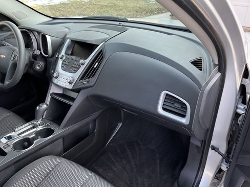 Used 2016 Chevrolet Equinox LS image 16