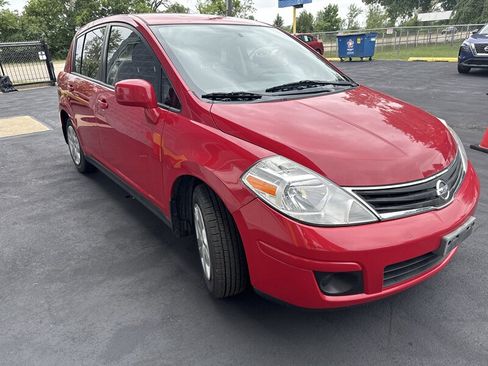 Used 2011 Nissan Versa Hatchback FWD image 1