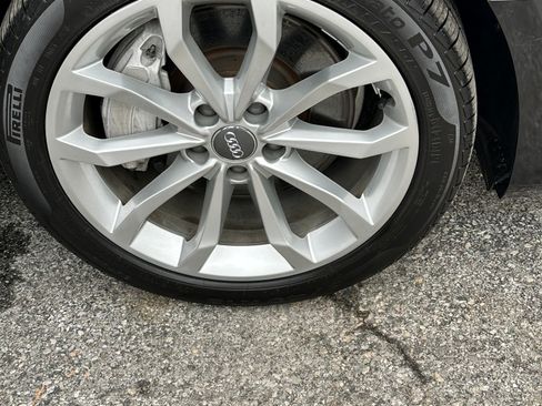 Used 2019 Audi A4 2.0T Premium image 24